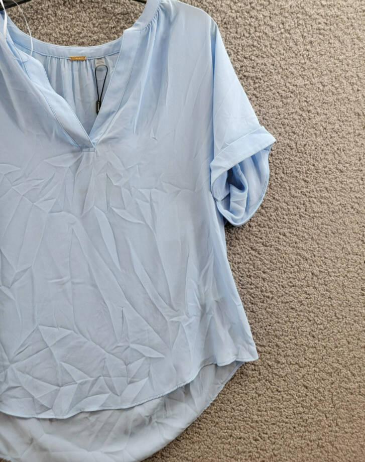 T Tahari Split-Neck Rolled-Cuff Top Women's M Water Garden Blue Short Sleeve