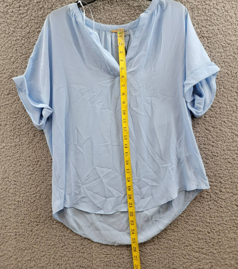 T Tahari Split-Neck Rolled-Cuff Top Women's M Water Garden Blue Short Sleeve