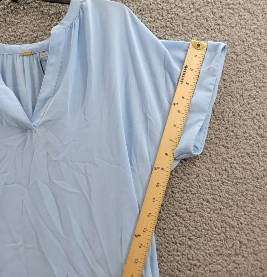 T Tahari Split-Neck Rolled-Cuff Top Women's M Water Garden Blue Short Sleeve