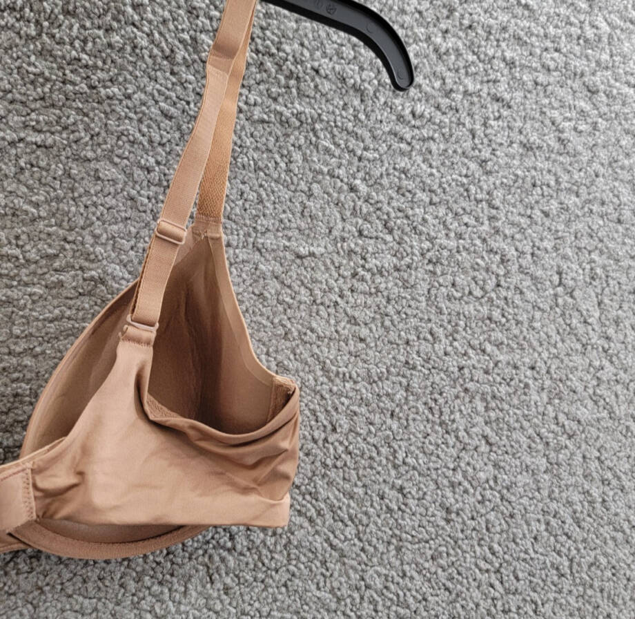 GapBody Everyday Essentials T-Shirt Bra Women's 34D Bronzed Blush Hook & Eye