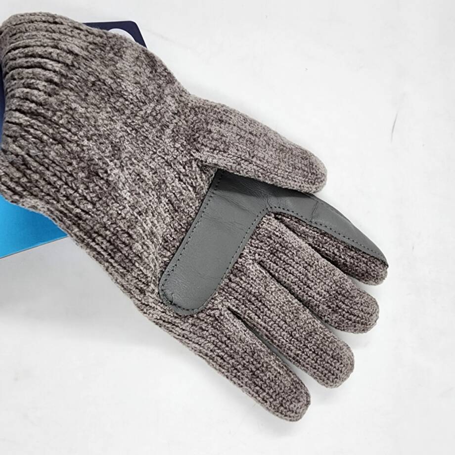 Isotoner Signature SmarTouch Chenille Gloves Women's One Size Chrome Slip On