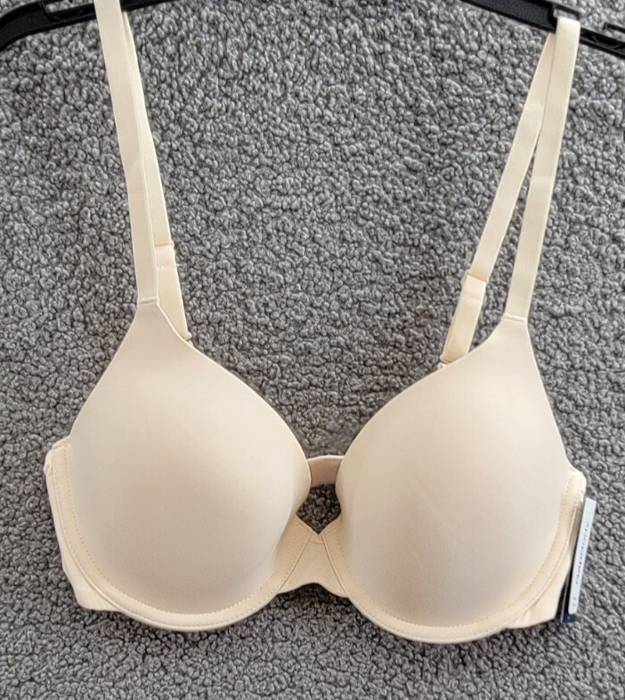 GAP GapBody Everyday Essentials T-Shirt Bra Womens 32D Pale Warm Pink Hook & Eye