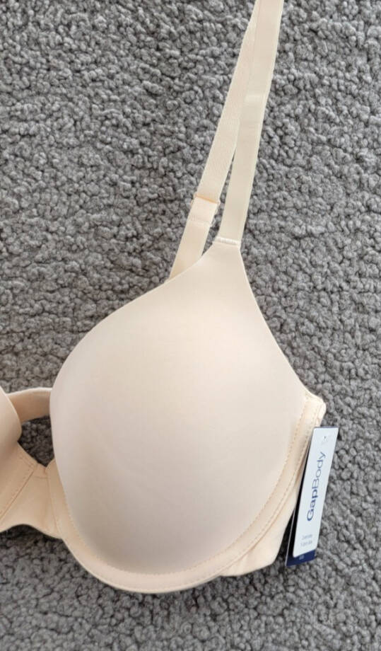 GAP GapBody Everyday Essentials T-Shirt Bra Womens 32D Pale Warm Pink Hook & Eye