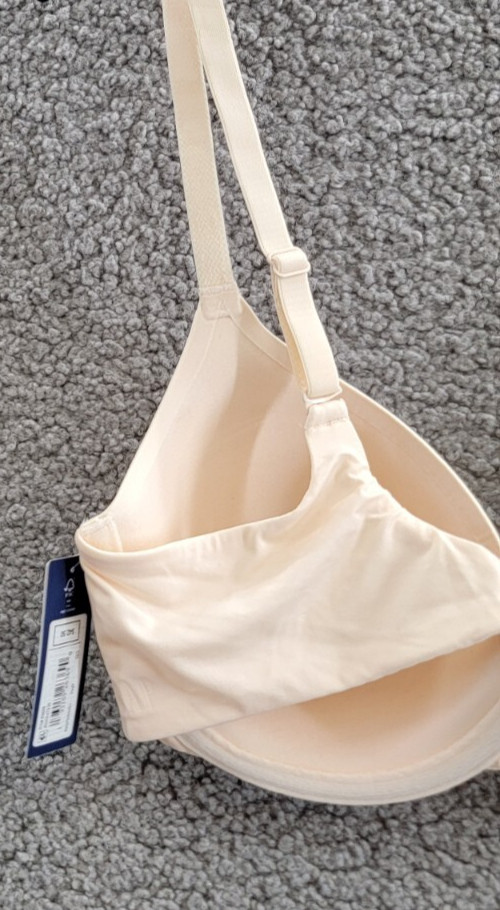 GAP GapBody Everyday Essentials T-Shirt Bra Womens 32D Pale Warm Pink Hook & Eye
