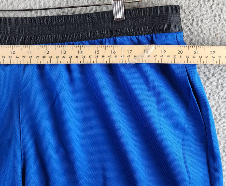 Reebok Regular-Fit Logo-Print Mesh Basketball Shorts Men's 2XL Vector Blue/Black
