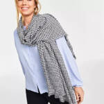 On 34th Classic Houndstooth Supersoft Wrap Scarf Women's One Size Black Ivory~