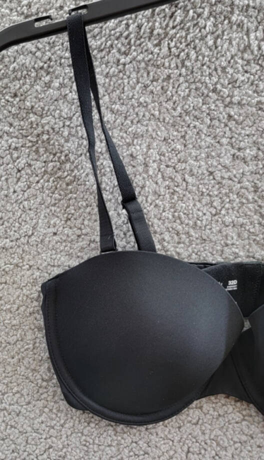 GapBody Everyday Essentials Multi-Way Bra Women's 32D True Black Back Closure