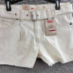 Levi's Belted A-Line Girlfriend Short Girls 10 Beige Cut Off Denim 5 Pockets