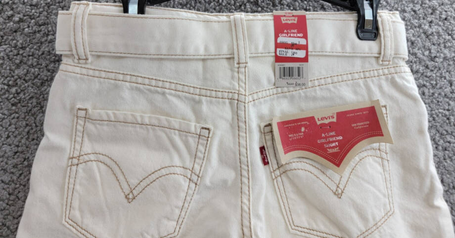 Levi's Belted A-Line Girlfriend Short Girls 10 Beige Cut Off Denim 5 Pockets