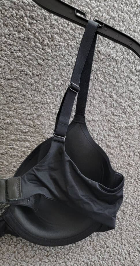 GAP GapBody Everyday Essentials T-Shirt Bra Women's 36D Black back Hook Closure