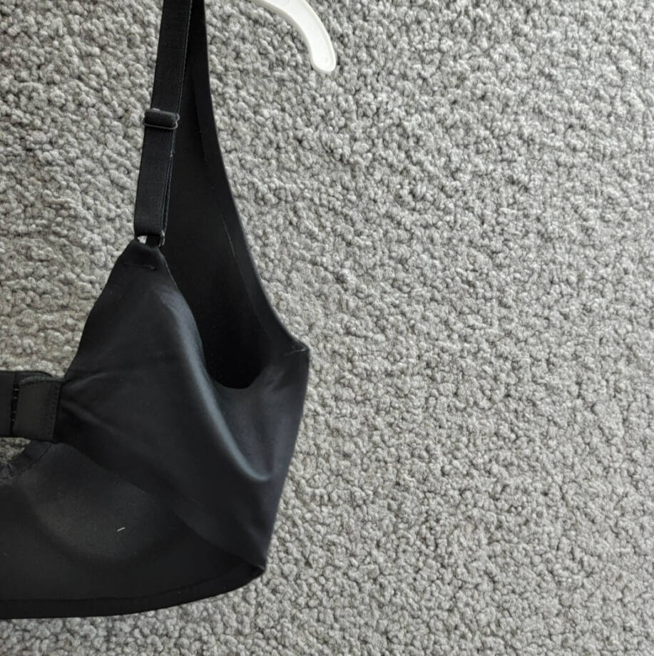 GAP GapBody Everyday Essentials Wireless Bra Women's 34B Black Hook & Eye Back