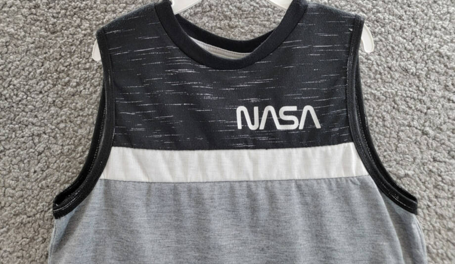 Max & Olivia NASA Graphic Muscle Tank Top Boys' S (6-7) Gray/Black Crew Neck