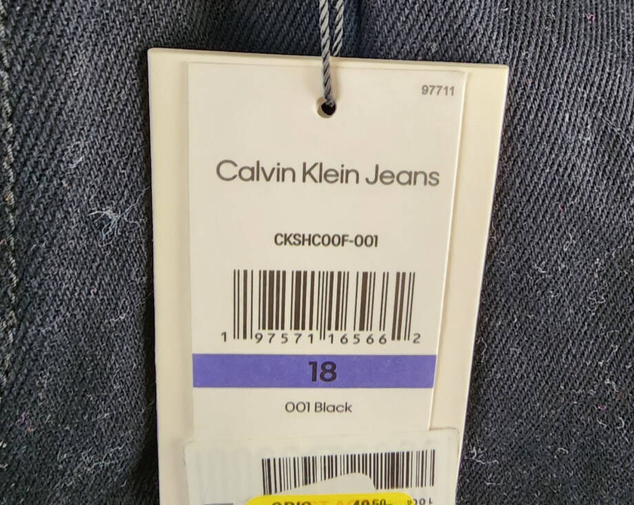 Calvin Klein Loose Fit Denim Shorts Boys 18 Black Belt Loops Button Zip Closure~