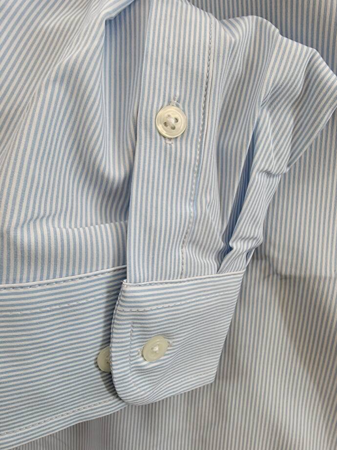 Club Room Regular Fit Traveler Fine Stripe Dress Shirt Men's 18 36-37 Light Blue