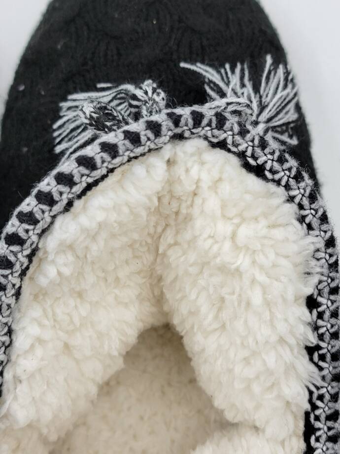 MUK LUKS Amira Slippers Women's XL (11-12) Black/White Faux Fur Knitted Pull On
