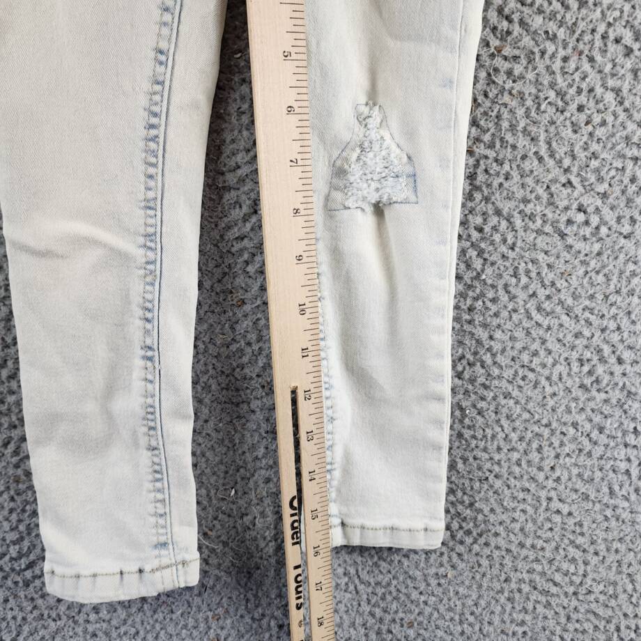 Cotton On Slim Fit Jeans Little Boys 4 Bells Light Blue Zip Fly Button Closure