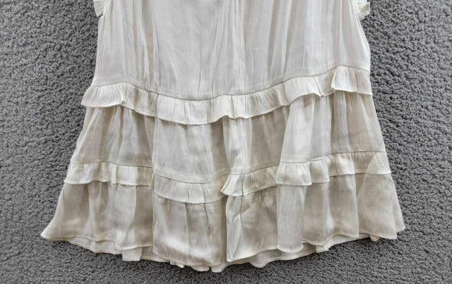 AQUA Satin Ruffled Tank Top Women's L Ivory Solid V-Neck Sleeveless Pullover