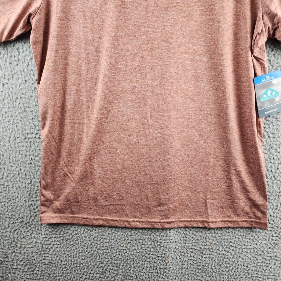 Columbia Hike Moisture-Wicking Crew Neck T-Shirt Men's L Clay Red Heather S/S