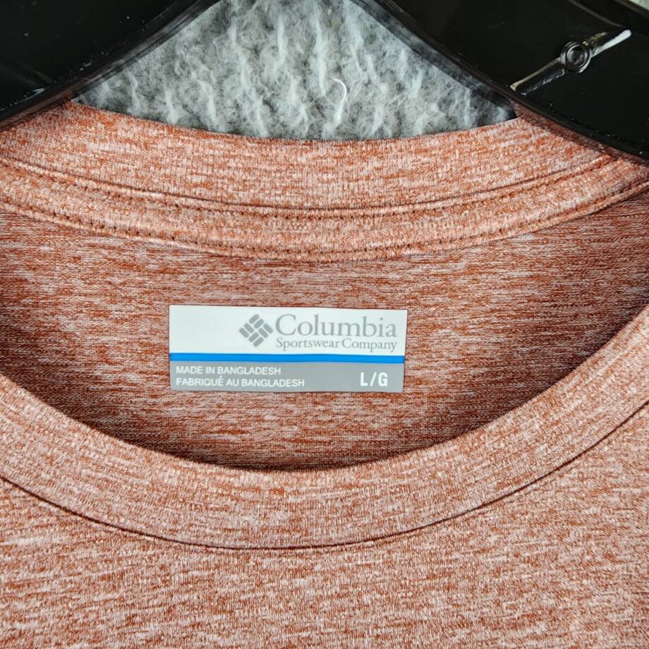 Columbia Hike Moisture-Wicking Crew Neck T-Shirt Men's L Clay Red Heather S/S