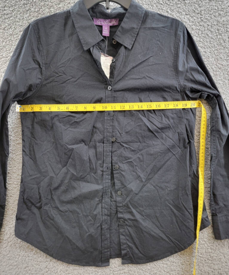 Gloria Vanderbilt Amanda Long-Sleeve Fitted Shirt Women's M Black Button Closure