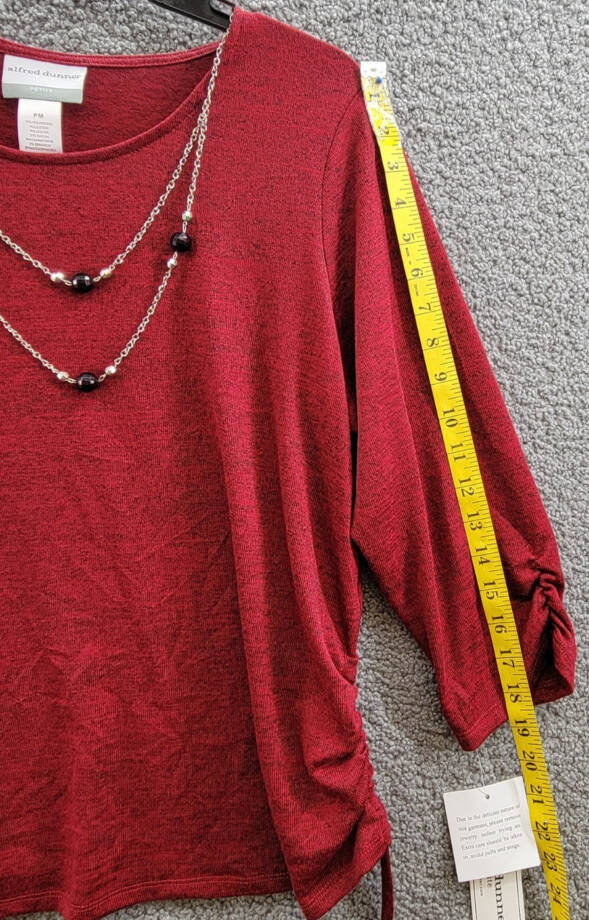 Alfred Dunner Petite Runway Ready Melange Crewneck Top w/ Necklace Womens PM Red