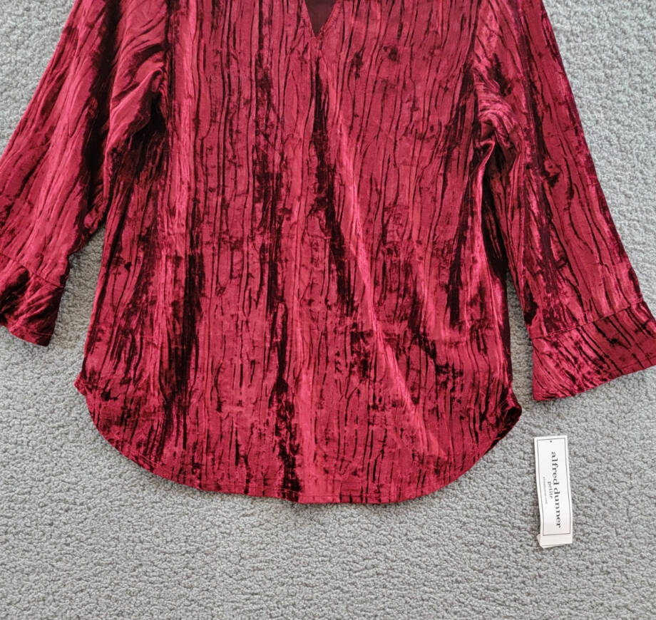 Alfred Dunner Petite Runway Ready Crushed Velvet Beaded Top Women's PS Red