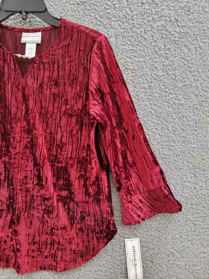 Alfred Dunner Petite Runway Ready Crushed Velvet Beaded Top Women's PS Red