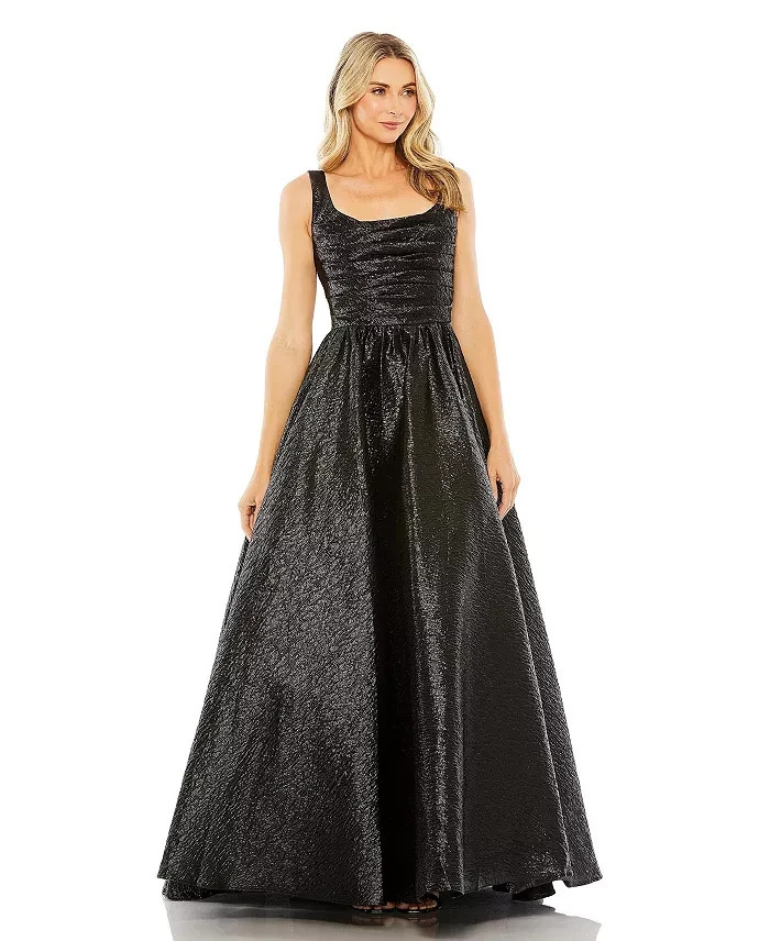 Mac Duggal Metallic Pleated Bodice Ballgown Women 4 Black Zip Closure Sleeveless