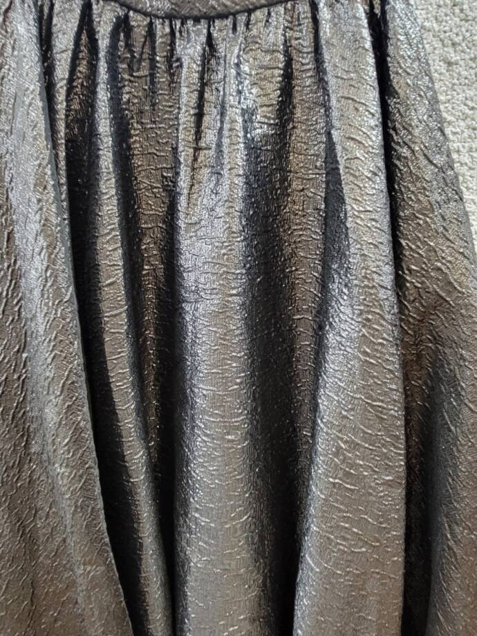 Mac Duggal Metallic Pleated Bodice Ballgown Women 4 Black Zip Closure Sleeveless
