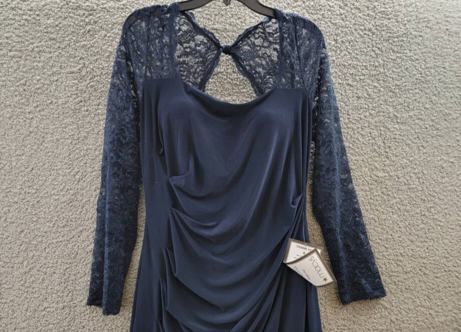 B&A By Betsy & Adam Lace-Sleeve Square-Neck Gown Women's 14 Navy Zip Closure~