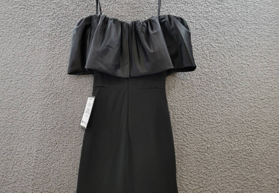Betsy & Adam Off-The-Shoulder Ruffled Gown Women's 4 Black Back Zip Closure
