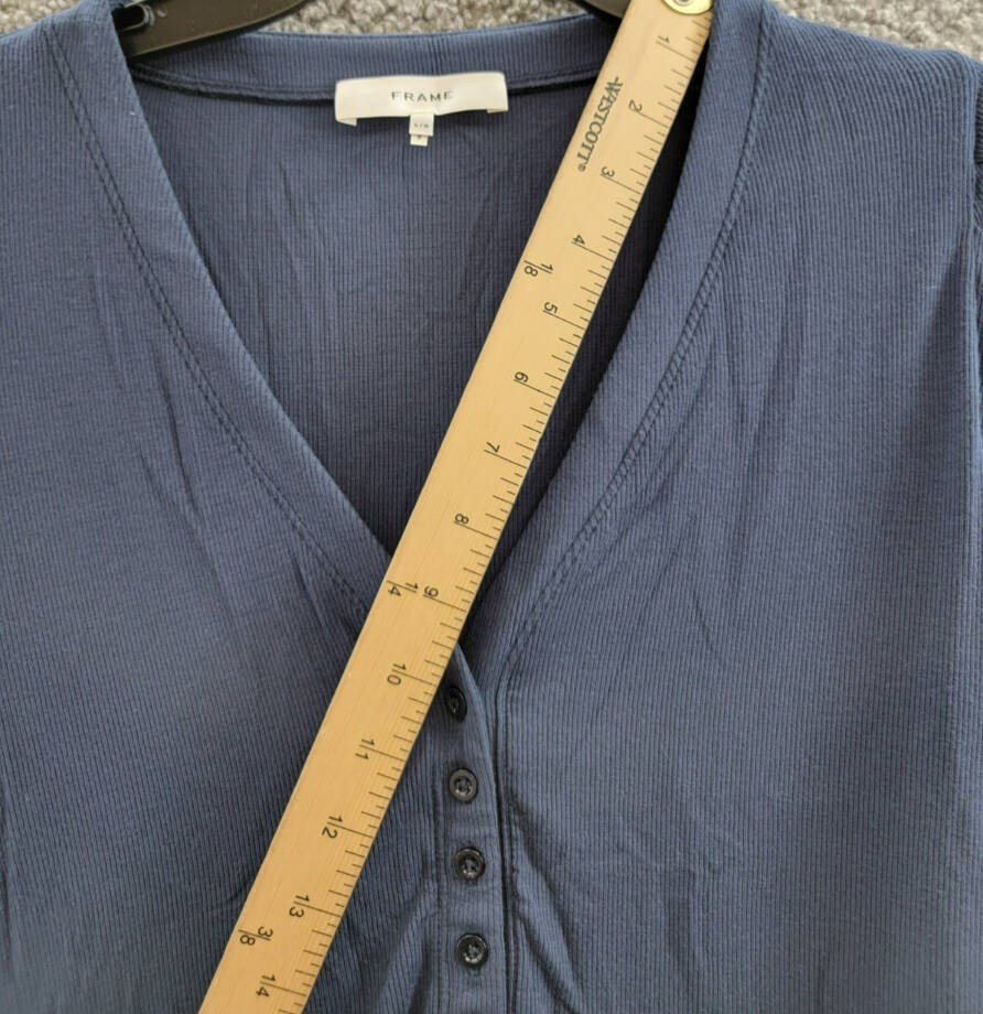 FRAME Rib Knit Ruched Sleeve Henley Tee Women's L Navy Short Sleeve Pullover