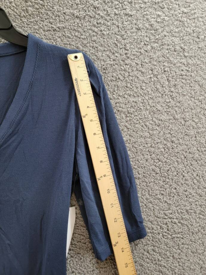 FRAME Rib Knit Ruched Sleeve Henley Tee Women's L Navy Short Sleeve Pullover