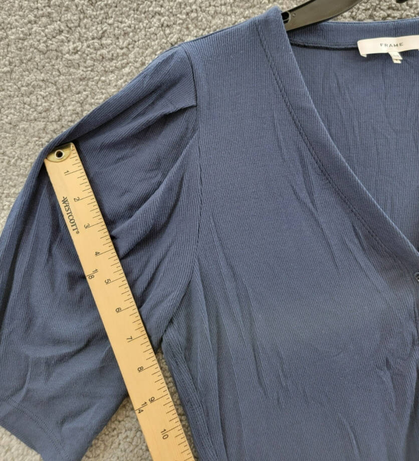 FRAME Rib Knit Ruched Sleeve Henley Tee Women's L Navy Short Sleeve Pullover