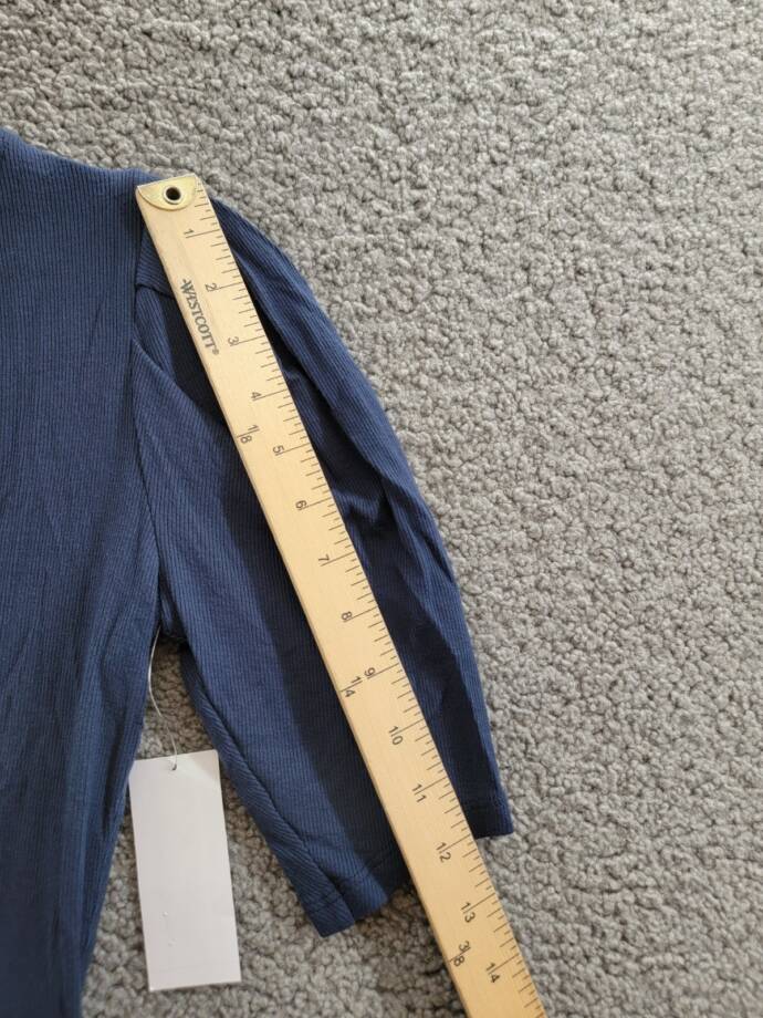 FRAME Rib Knit Ruched Sleeve Henley Tee Women's XS Navy Short Sleeve Pullover