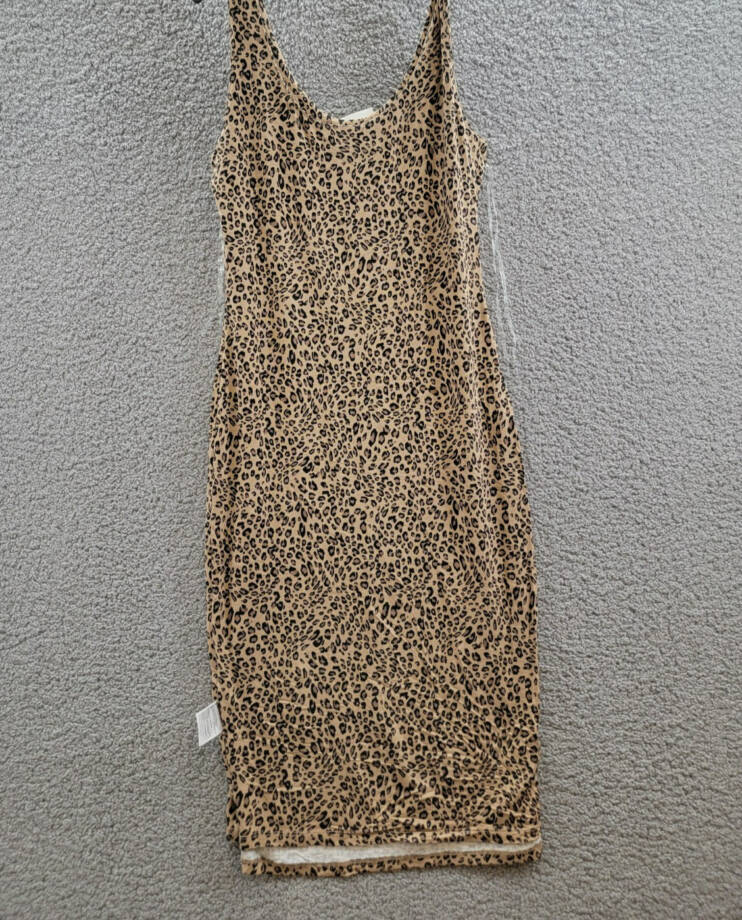 Bar III Petite Animal-Print Bodycon Midi Dress Women's PM Molly Cheetah Pullover