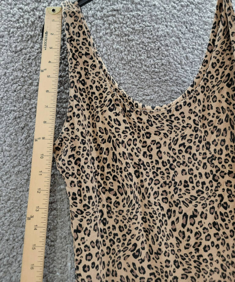 Bar III Petite Animal-Print Bodycon Midi Dress Women's PM Molly Cheetah Pullover