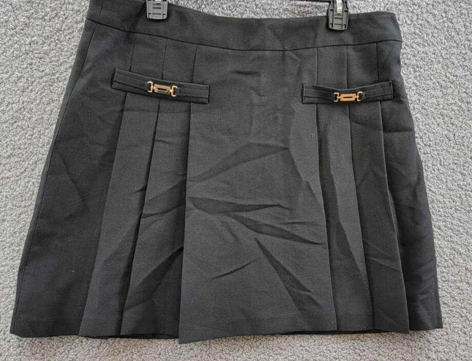 KARL LAGERFELD PARIS Pleated Buckle-Detail Mini Skirt Women's 14 Black Back Zip