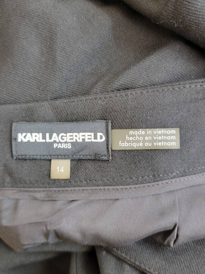 KARL LAGERFELD PARIS Pleated Buckle-Detail Mini Skirt Women's 14 Black Back Zip