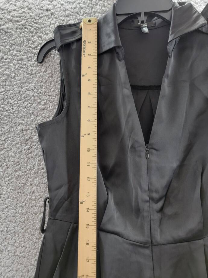 AQUA Collared Cargo Jumpsuit Women's S Black Side Pockets Front Zip Closure